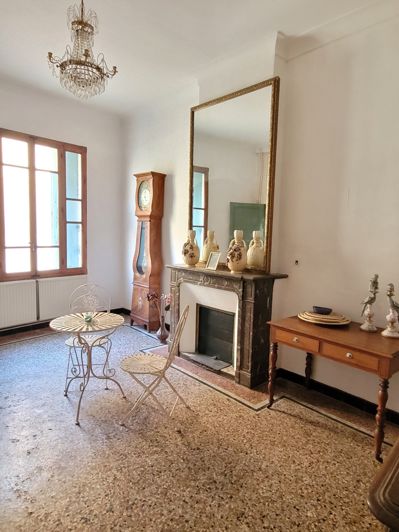 Image No.23-7 Bed House for sale