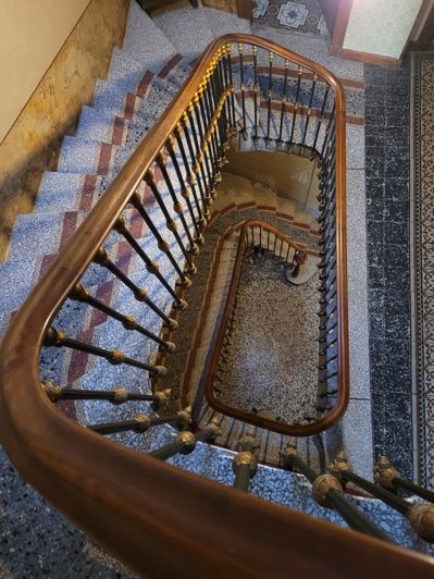 Image No.8-7 Bed House for sale