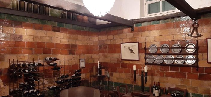 Image No.27-6 Bed Property for sale