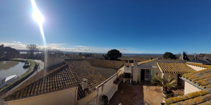 Image No.6-6 Bed Property for sale