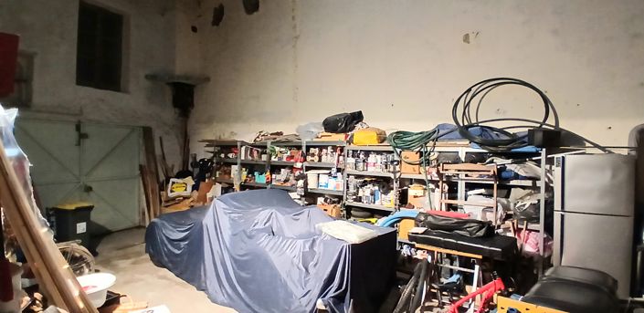 Image No.40-7 Bed House for sale