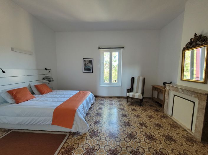 Image No.16-7 Bed House for sale