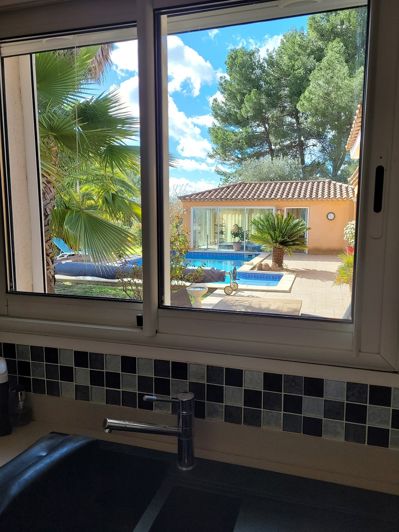 Image No.8-4 Bed Property for sale