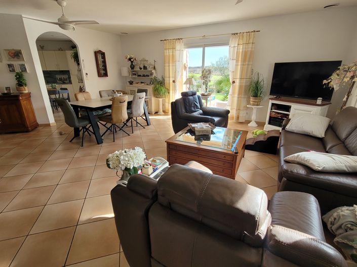 Image No.14-4 Bed Property for sale