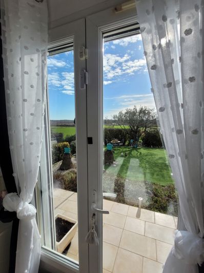 Image No.19-4 Bed Property for sale