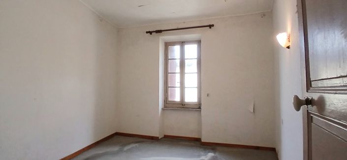 Image No.13-3 Bed House for sale