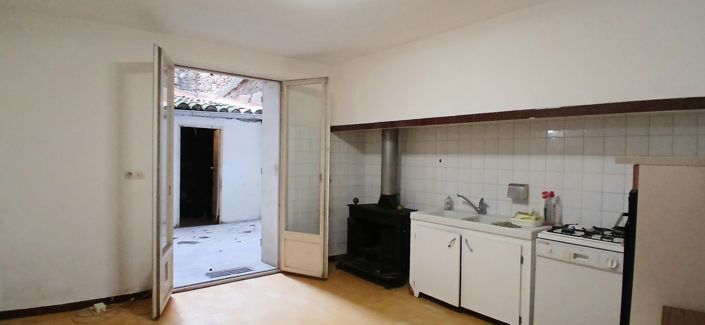 Image No.9-3 Bed House for sale