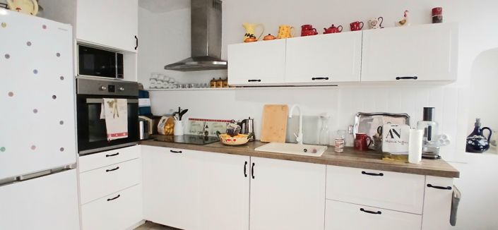 Image No.11-3 Bed House for sale