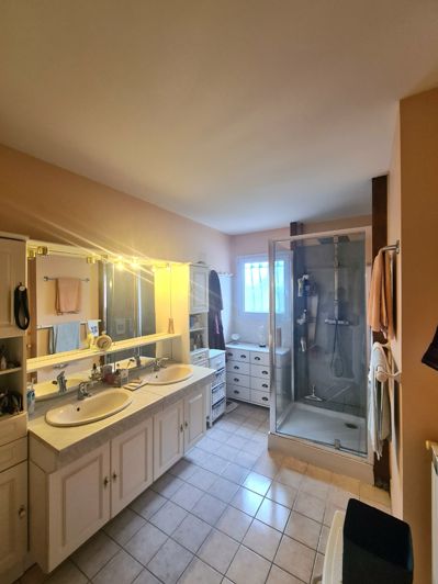 Image No.18-Propriété de 4 chambres à vendre à Puissalicon