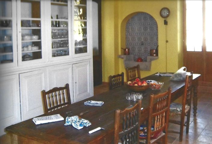 Image No.35-9 Bed Property for sale