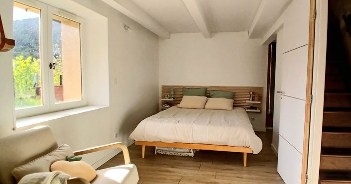 Image No.18-2 Bed House for sale