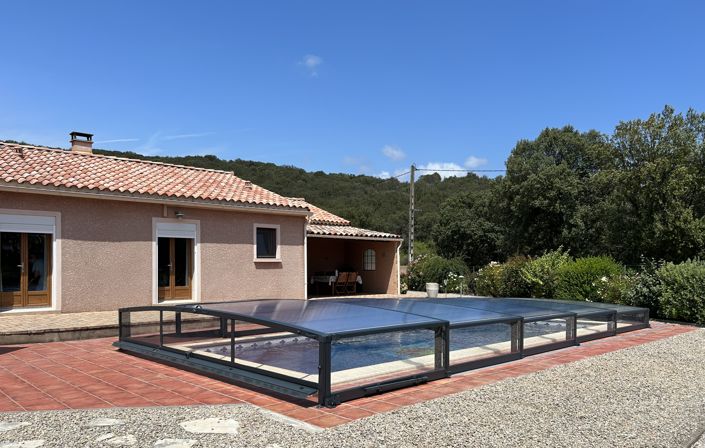 Image No.4-4 Bed Property for sale