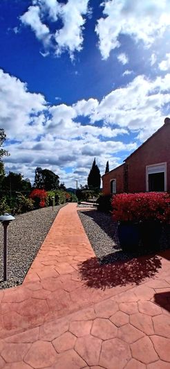 Image No.5-Propriété de 4 chambres à vendre à Languedoc-Roussillon