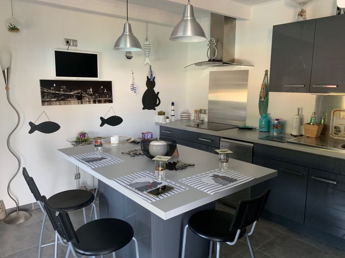 Image No.31-4 Bed Property for sale