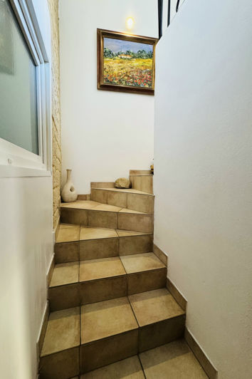 Image No.11-3 Bed House for sale