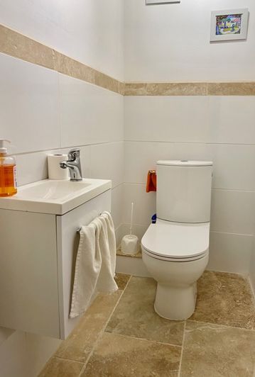 Image No.11-4 Bed House for sale