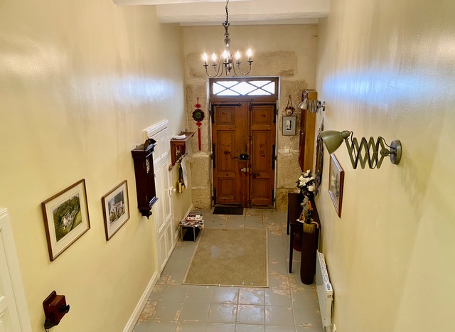 Image No.3-4 Bed House for sale