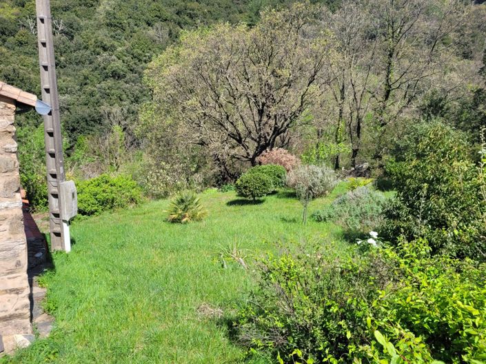 Image No.8-5 Bed House for sale