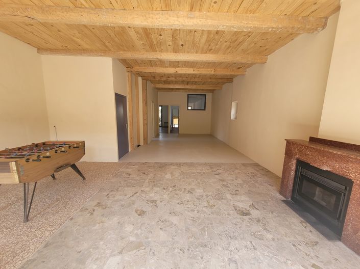 Image No.16-5 Bed House for sale