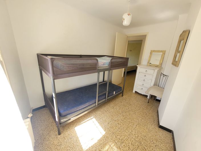 Image No.16-3 Bed House for sale