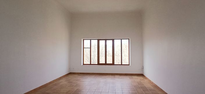 Image No.39-9 Bed Property for sale