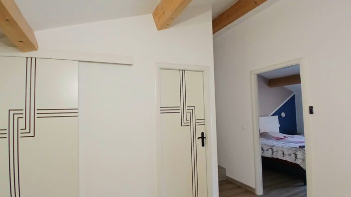 Image No.18-3 Bed Property for sale