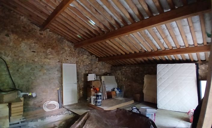 Image No.23-3 Bed Property for sale