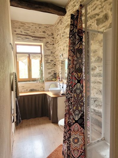 Image No.16-4 Bed House for sale