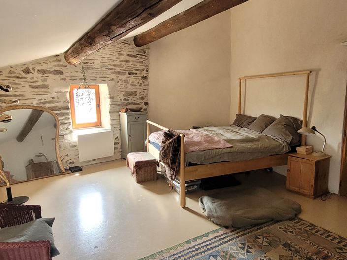 Image No.19-4 Bed House for sale