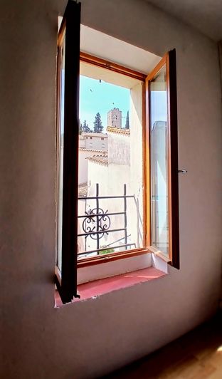 Image No.19-2 Bed House for sale