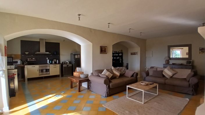 Image No.13-5 Bed Property for sale