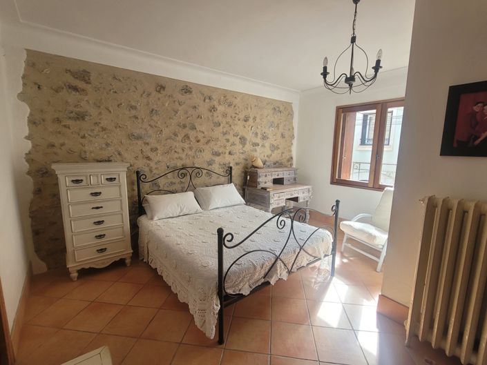 Image No.13-7 Bed House for sale