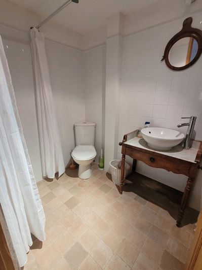 Image No.26-7 Bed House for sale