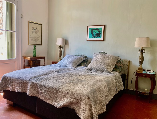 Image No.17-7 Bed House for sale