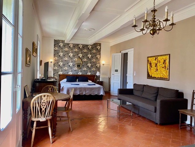 Image No.20-7 Bed House for sale