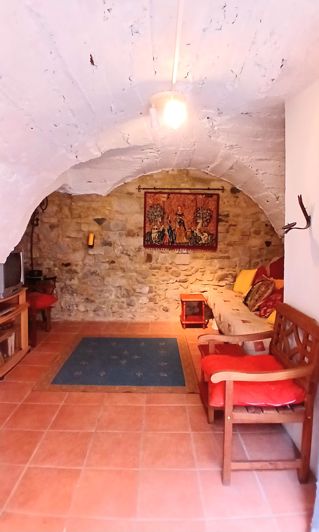 Image No.5-2 Bed House for sale