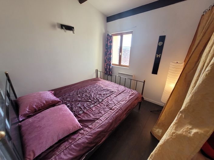 Image No.8-3 Bed House for sale