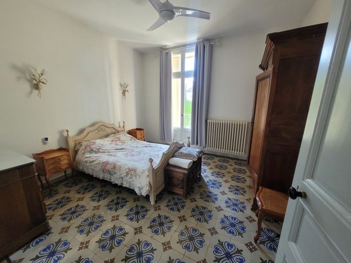Image No.14-7 Bed House for sale
