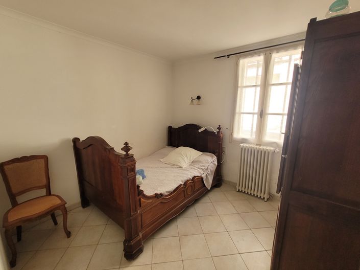 Image No.19-7 Bed House for sale