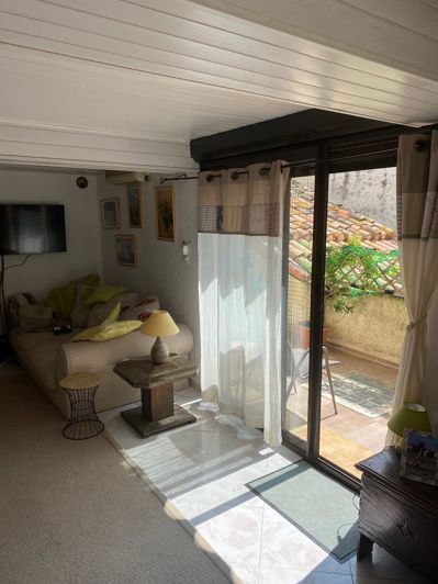 Image No.8-3 Bed House for sale