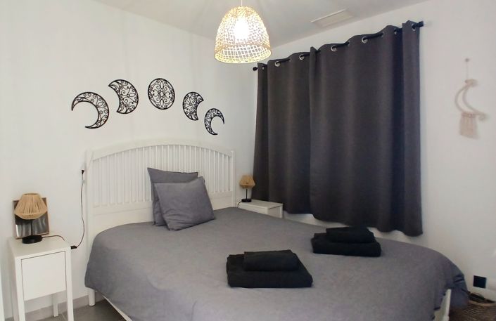 Image No.19-4 Bed Property for sale