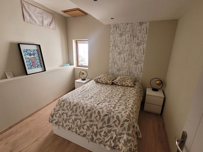 Image No.8-3 Bed House for sale