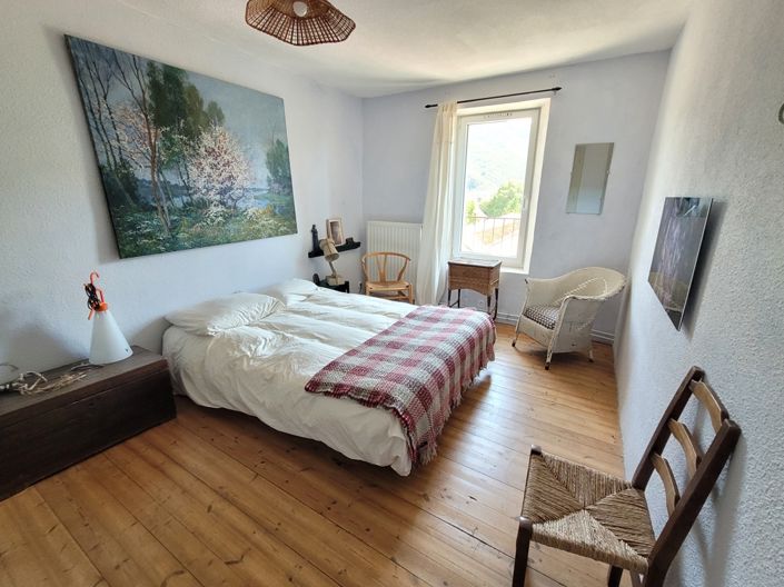 Image No.17-3 Bed House for sale