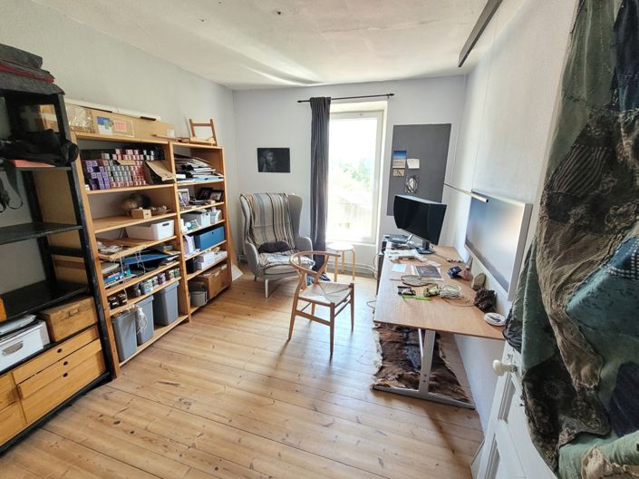 Image No.20-3 Bed House for sale