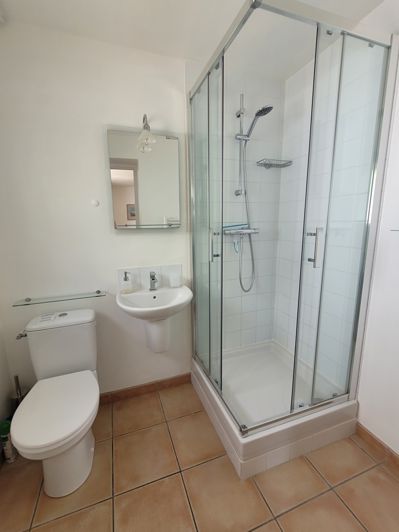 Image No.14-4 Bed Property for sale