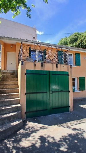 Image No.23-4 Bed House for sale