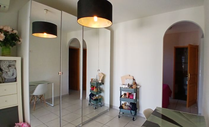 Image No.21-4 Bed Property for sale