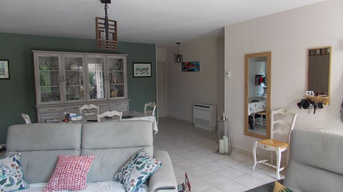 Image No.14-4 Bed House for sale