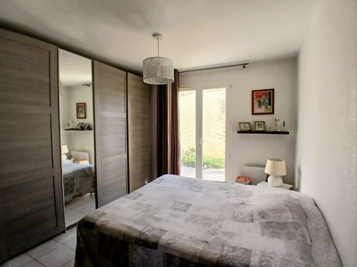 Image No.20-4 Bed House for sale