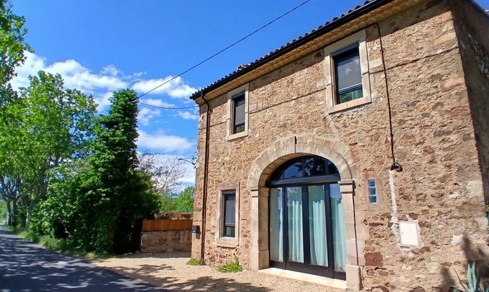 Image No.2-6 Bed Property for sale